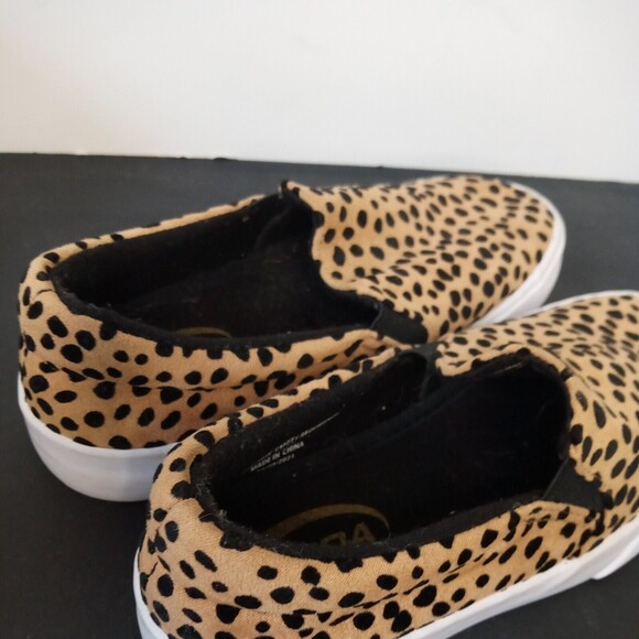 Leopard Canvas Soda Slip on Shoes Size 1 - Picture 4 of 9
